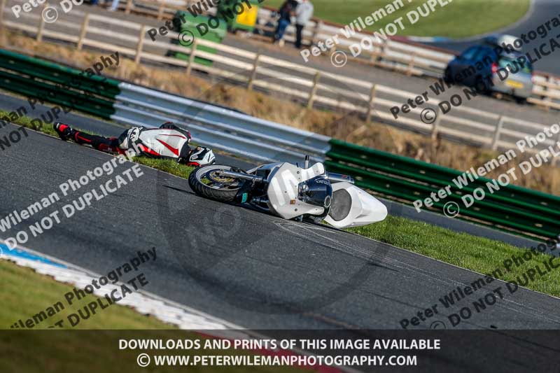 PJM Wedding Photography;enduro digital images;event digital images;eventdigitalimages;mallory park;mallory park photographs;mallory park trackday;mallory park trackday photographs;no limits trackdays;peter wileman photography;racing digital images;trackday digital images;trackday photos